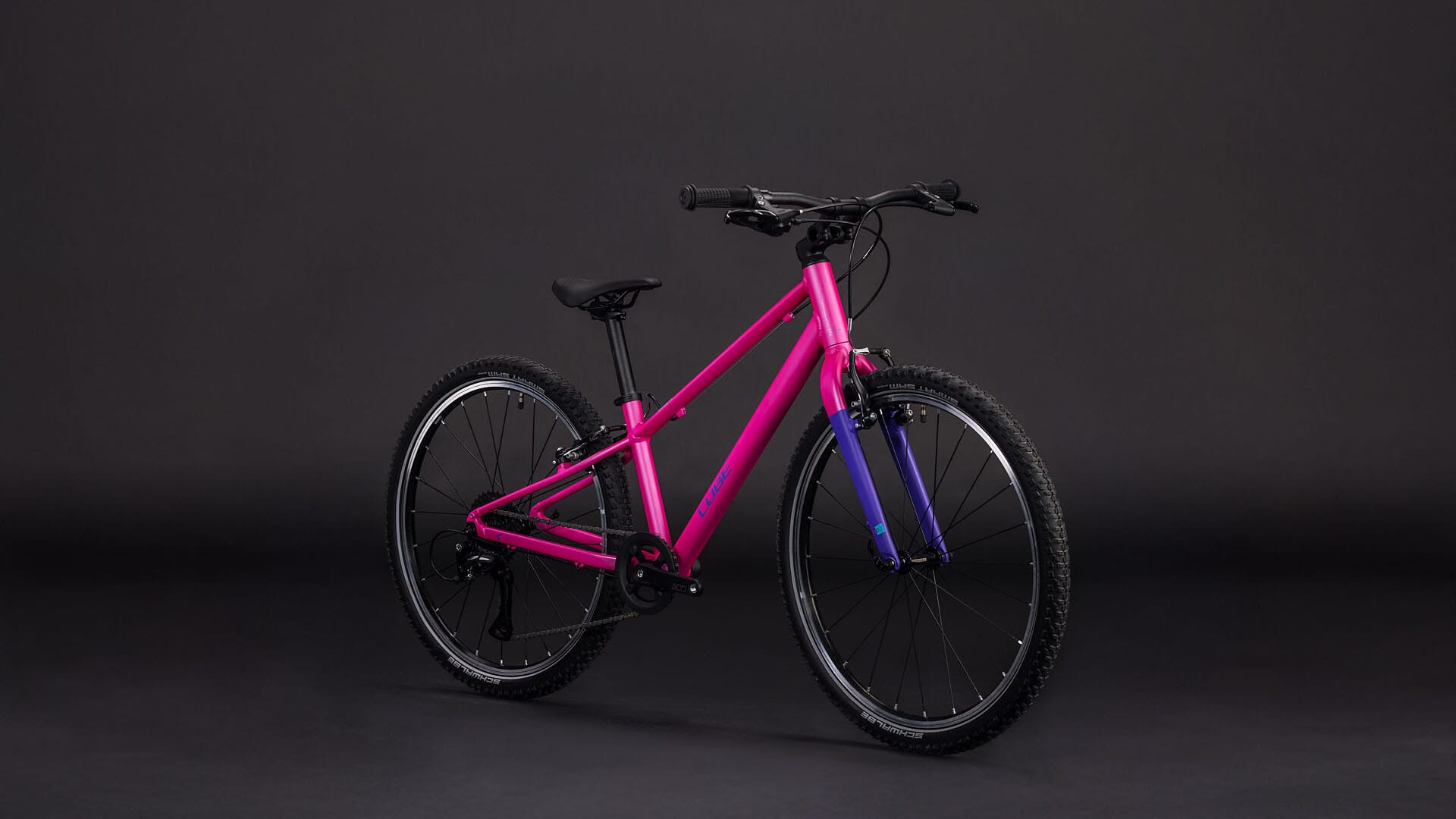 CUBE Numove 240 fucsia'n'plum 8,6kg CUBE Numove 240 fucsia'n'plum 8,6kg