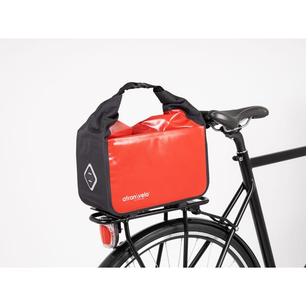 1755-T-10-03_Rel TRAVEL-Top-On-Bike-Red-scaled.jpg