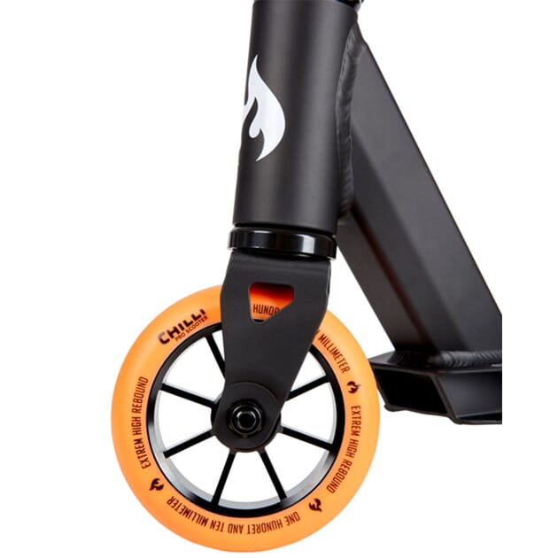 C-118-02_Rel 118-2_blackorange_2.jpg